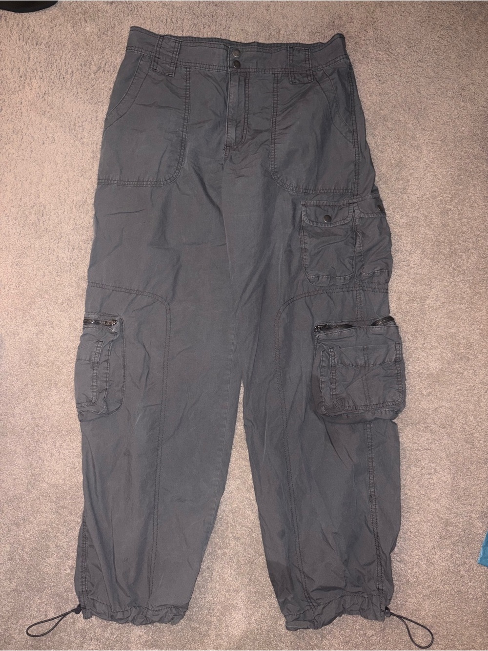 Garage Cargo Pants in Dark Gray - Casual Utility Style